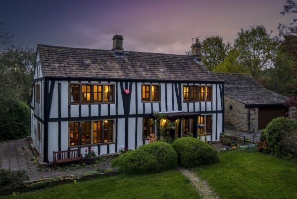 Yew Tree, Mirfield, WF14