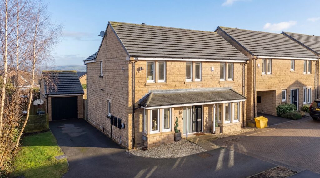 hf_20260220_133719_74fa46d9-5f72-4c67-b02e-4f92a770f4eb