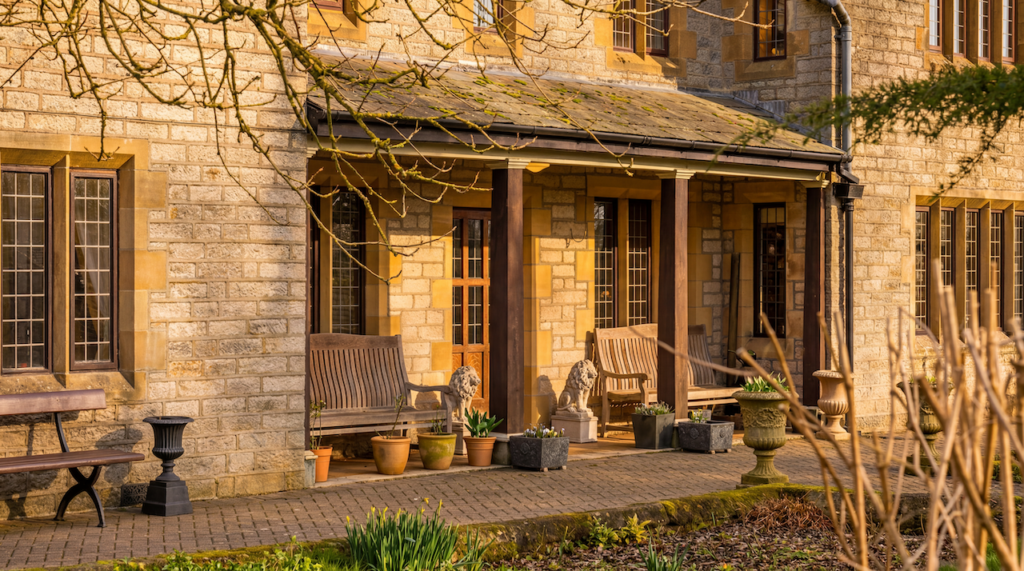 hf_20260302_204252_08f387e0-0de1-4e14-b26f-4754a5a5dc4a