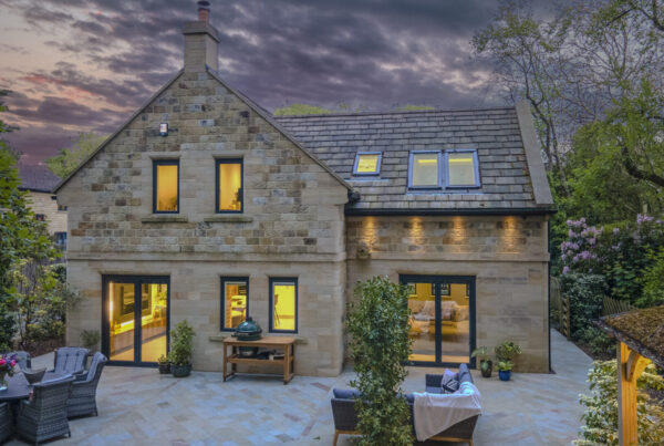 151 Scholes Lane, Scholes, BD16