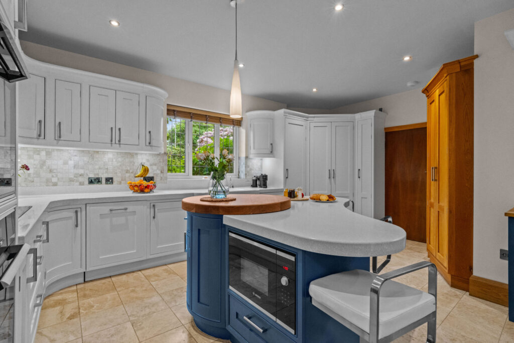 Roxmoor-Kitchen-04