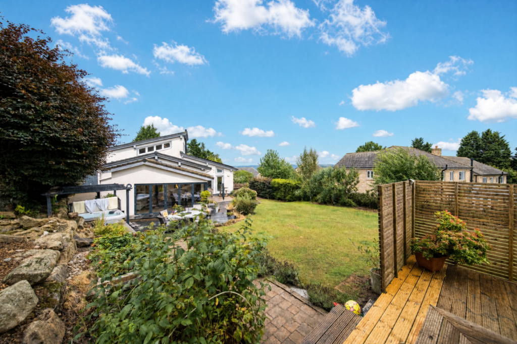 hf_20260824_210620_cc77dfd3-7910-41fc-afae-f463e872316d